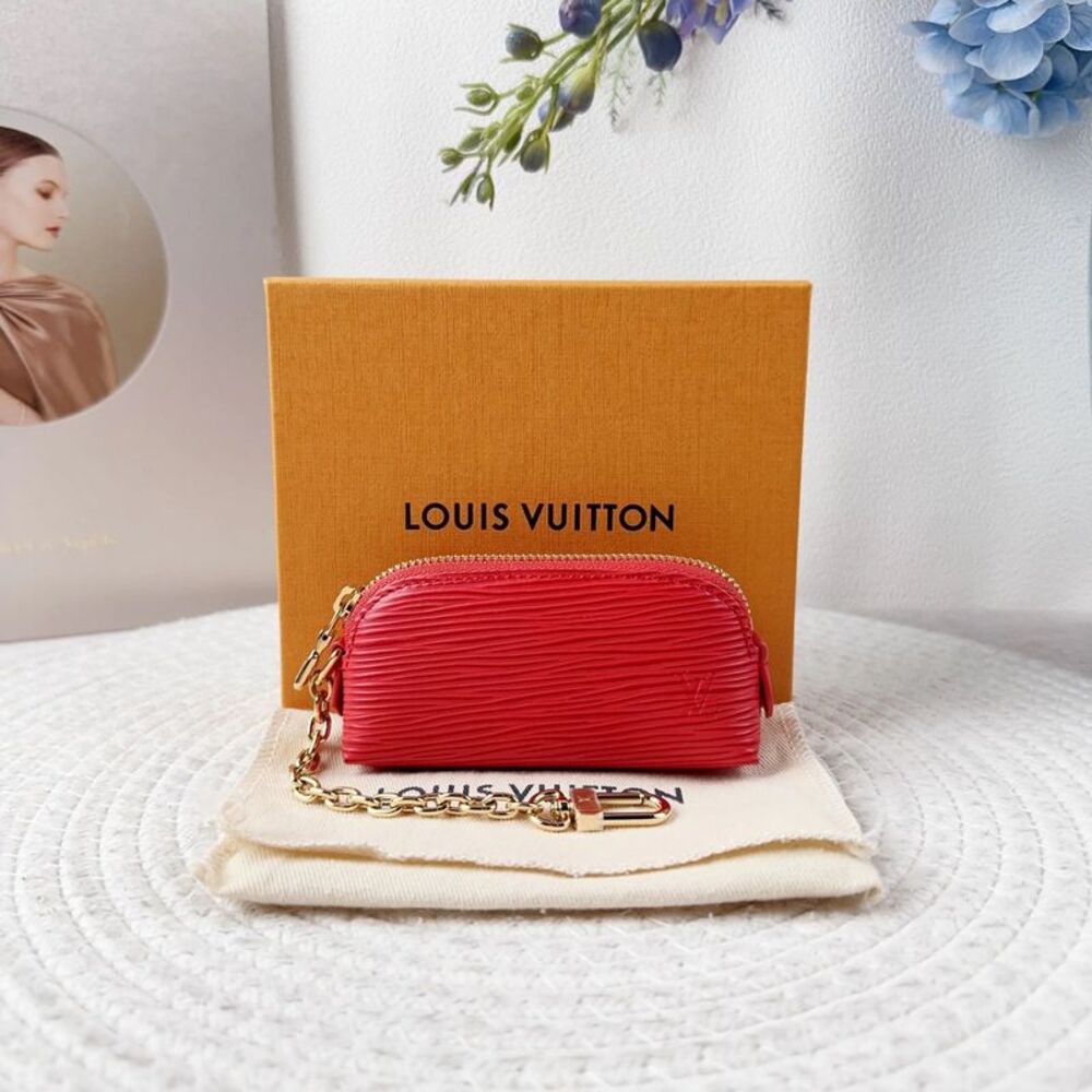 Louis Vuitton Women Pre-Loved Bag Brand New Condition